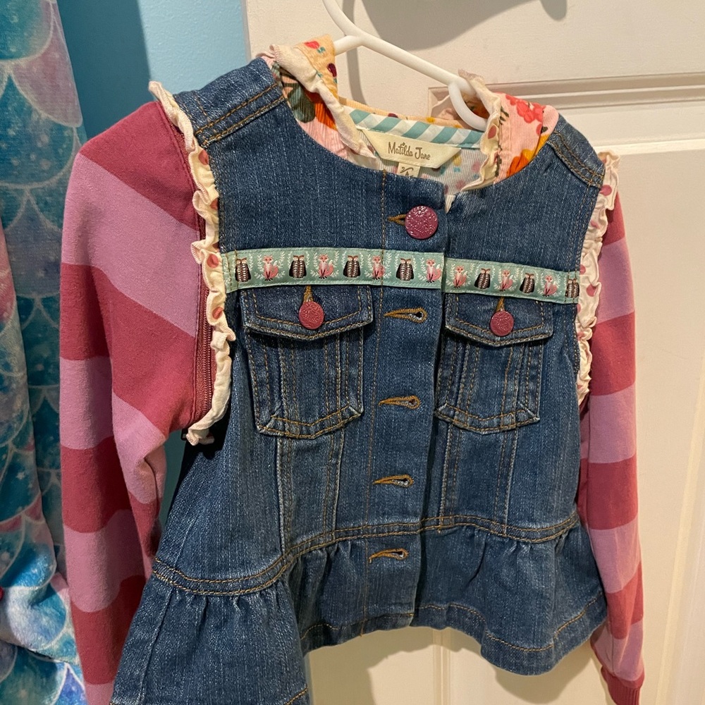 EUC Size 4 Matilda Jane removable sleeve Vest